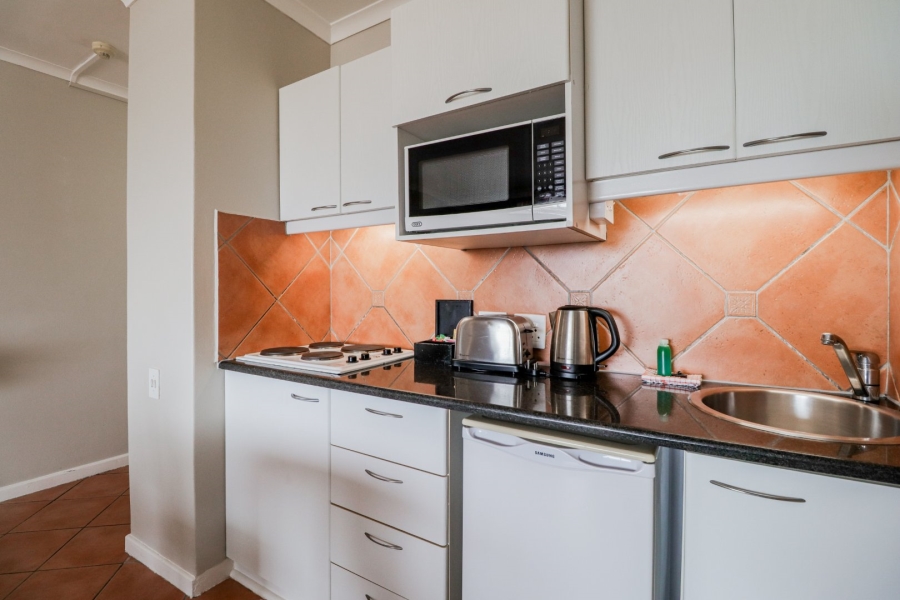 1 Bedroom Property for Sale in Lagoon Beach Western Cape